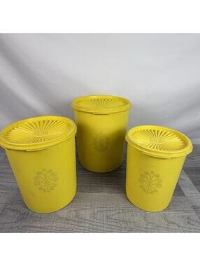 Vintage Tupperware Servalier Nesting Canister Set (Yellow)